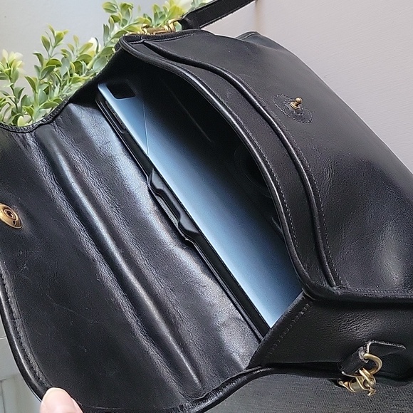 Vintage COACH Black Crosby Crossbody Leather Bag - Picture 13 of 16